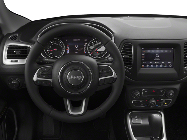 2017 Jeep Compass Latitude photo 3