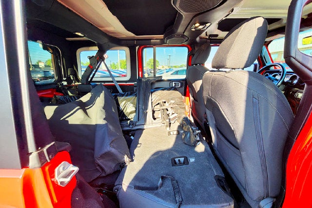 2023 Jeep Wrangler 4-Door Sport Altitude