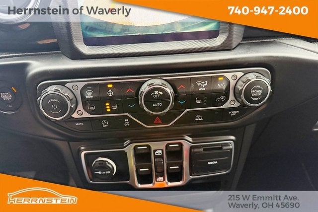 2023 Jeep Wrangler 4-Door Sahara Altitude