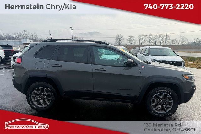 2022 Jeep Cherokee Trailhawk