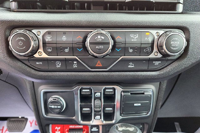 2026 Jeep Wrangler 4-Door Sport