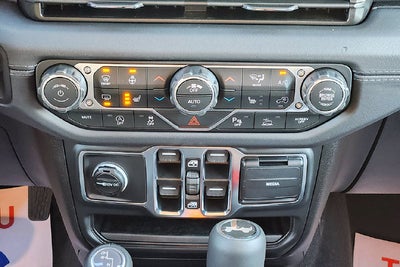 2027 Jeep Wrangler WRANGLER 4-DOOR SAHARA