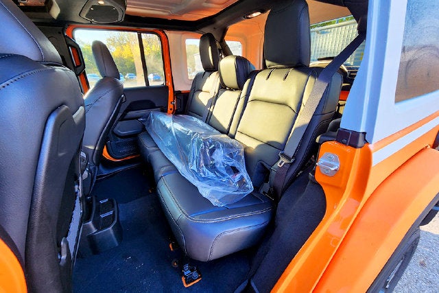 2027 Jeep Wrangler WRANGLER 4-DOOR SAHARA
