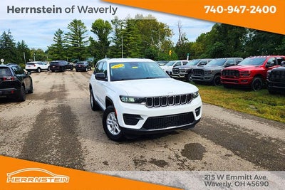 2023 Jeep Grand Cherokee Laredo 4x4