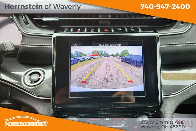 2023 Jeep Grand Cherokee Laredo 4x4