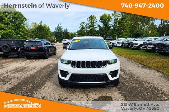 2023 Jeep Grand Cherokee Laredo 4x4