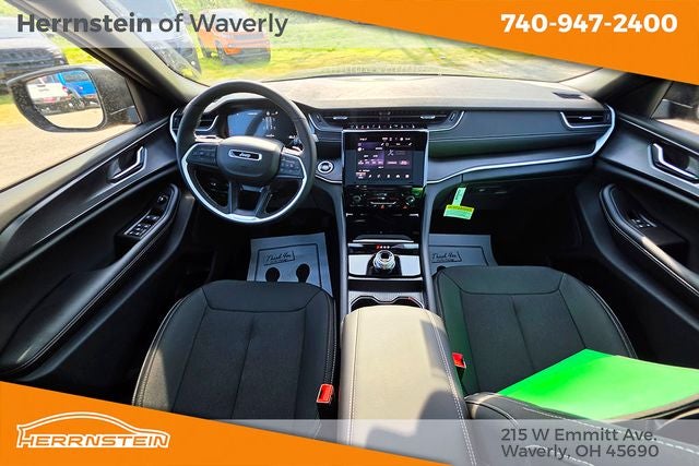 2026 Jeep Grand Cherokee GRAND CHEROKEE LAREDO X 4X4