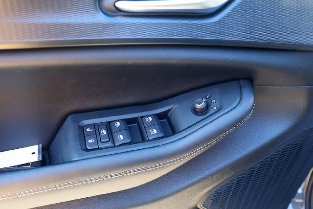2027 Jeep Grand Cherokee GRAND CHEROKEE LAREDO 4X4