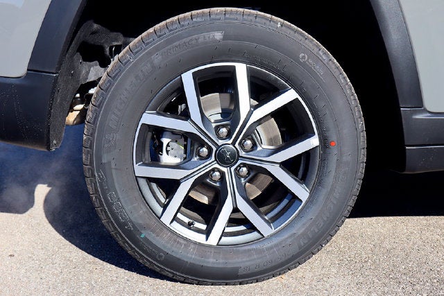 2027 Jeep Grand Cherokee GRAND CHEROKEE LAREDO 4X4