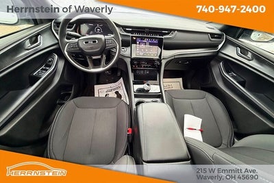 2025 Jeep Grand Cherokee Laredo X 4x4