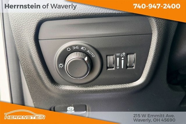 2025 Jeep Grand Cherokee Laredo X 4x4