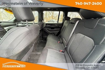 2025 Jeep Grand Cherokee Laredo X 4x4