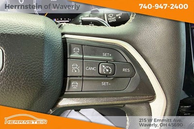 2023 Jeep Grand Cherokee Laredo 4x4