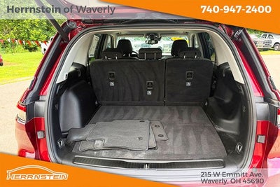 2023 Jeep Grand Cherokee Laredo 4x4