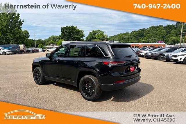 2026 Jeep Grand Cherokee GRAND CHEROKEE LAREDO ALTITUDE 4X4
