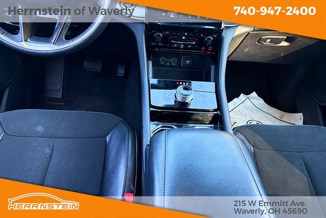 2023 Jeep Grand Cherokee L Altitude 4x4