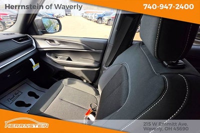 2025 Jeep Grand Cherokee GRAND CHEROKEE L LAREDO 4X4