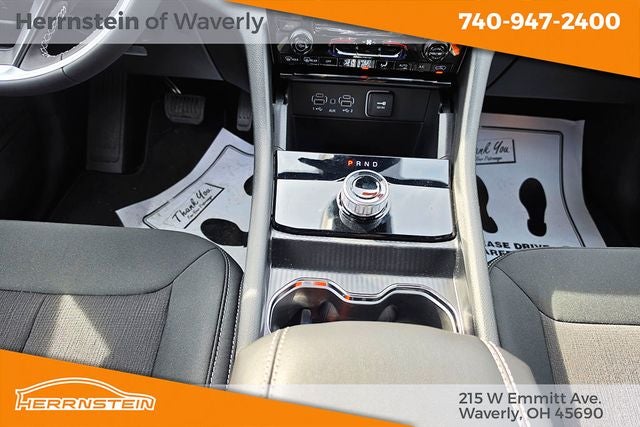 2025 Jeep Grand Cherokee GRAND CHEROKEE L LAREDO 4X4