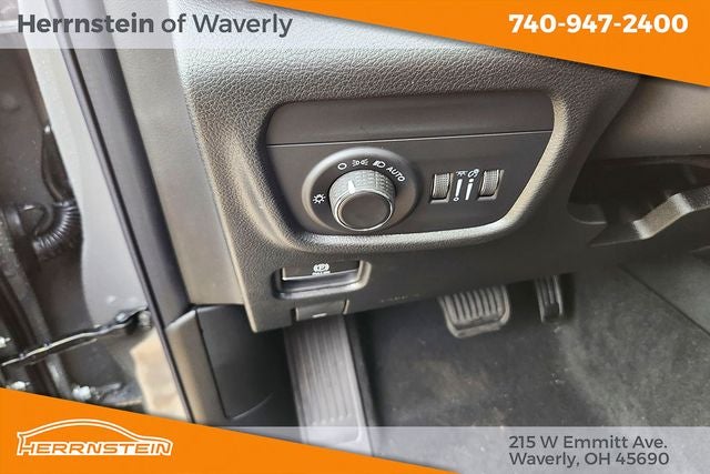 2027 Jeep Grand Cherokee GRAND CHEROKEE L LAREDO ALTITUDE 4X4