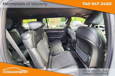 2027 Jeep Grand Cherokee GRAND CHEROKEE L LAREDO ALTITUDE 4X4