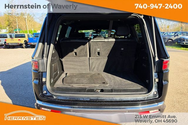 2022 Jeep Wagoneer Series III 4x4