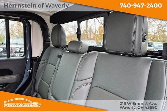 2025 Jeep Gladiator GLADIATOR MOJAVE 4X4