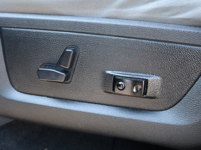 2017 RAM 1500 Big Horn Crew Cab 4x4 5'7' Box