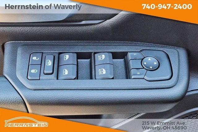 2025 RAM 1500 Tradesman Crew Cab 4x4 5'7' Box