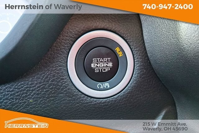 2025 RAM 1500 Tradesman Crew Cab 4x4 5'7' Box