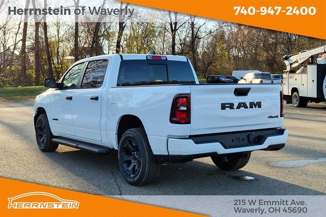 2025 RAM 1500 Tradesman Crew Cab 4x4 5'7' Box