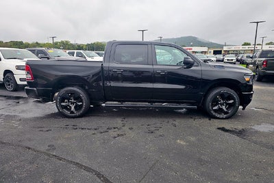 2024 RAM 1500 Tradesman Crew Cab 4x4 5'7' Box