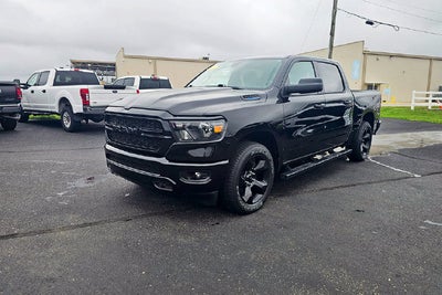 2024 RAM 1500 Tradesman Crew Cab 4x4 5'7' Box