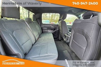 2022 RAM 1500 Big Horn Crew Cab 4x4 5'7' Box