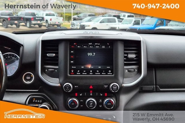 2021 RAM 1500 Big Horn Crew Cab 4x4 5'7' Box