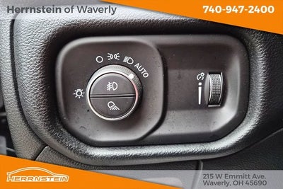 2021 RAM 1500 Big Horn Crew Cab 4x4 5'7' Box