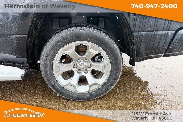 2022 RAM 1500 Big Horn Crew Cab 4x4 5'7' Box