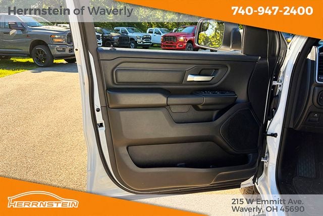 2026 RAM 1500 RAM 1500 EXPRESS CREW CAB 4X4 5'7' BOX
