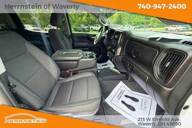 2023 Chevrolet Silverado 1500 4WD Crew Cab Short Bed Custom