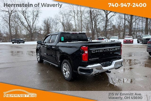 2021 Chevrolet Silverado 1500 4WD Crew Cab Short Bed LTZ