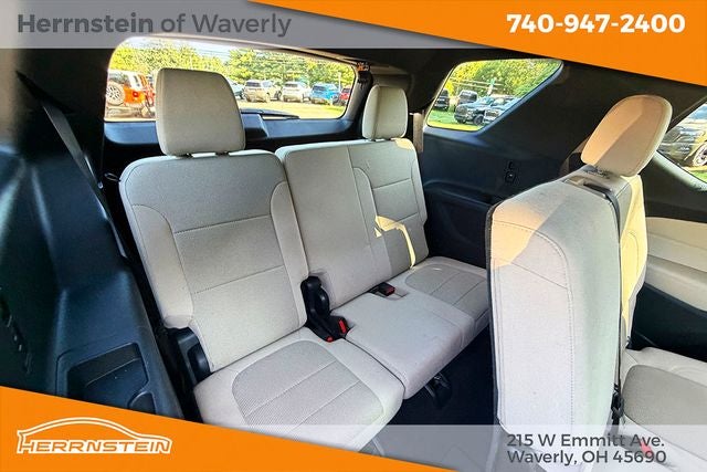 2023 Chevrolet Traverse AWD LS