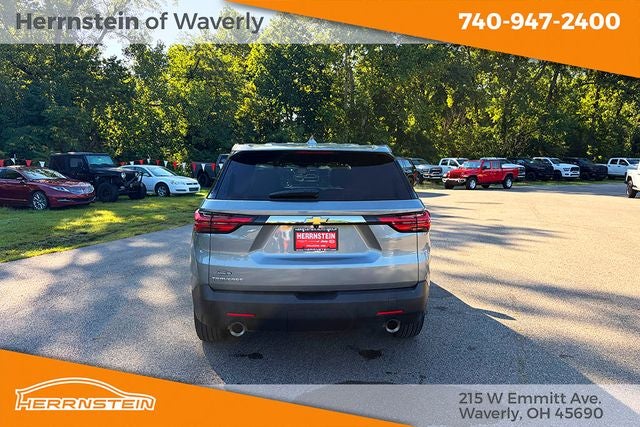 2023 Chevrolet Traverse AWD LS