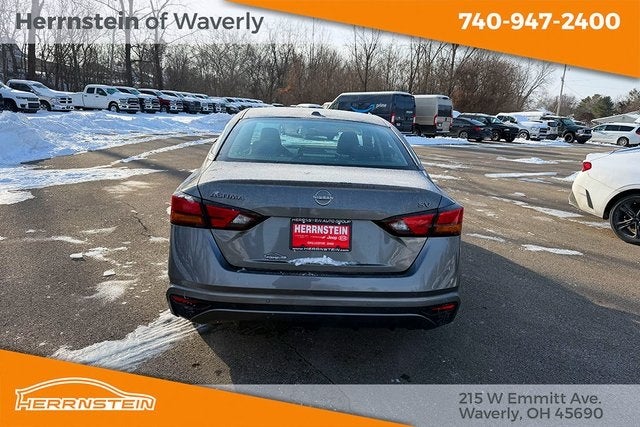 2023 Nissan Altima SV FWD