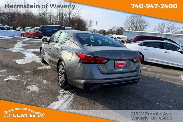 2023 Nissan Altima SV FWD