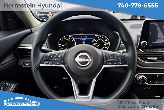 2024 Nissan Altima SV FWD