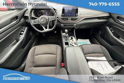 2023 Nissan Altima SV FWD