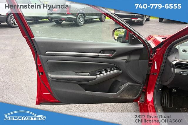 2023 Nissan Altima SV FWD