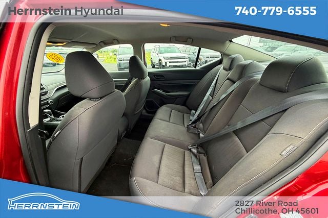 2023 Nissan Altima SV FWD