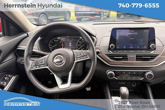 2023 Nissan Altima SV FWD