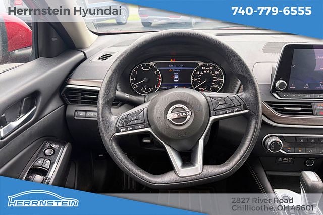2023 Nissan Altima SV FWD