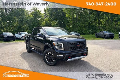 2021 Nissan TITAN Crew Cab PRO-4X 4x4